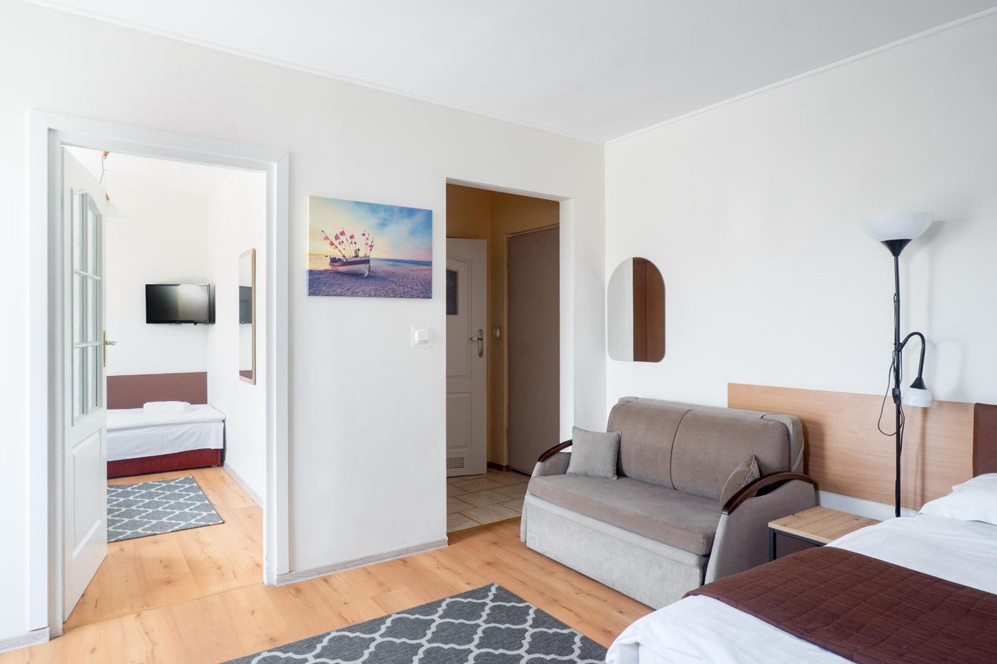 Villa Zdroj Miedzyzdroje Luaran gambar